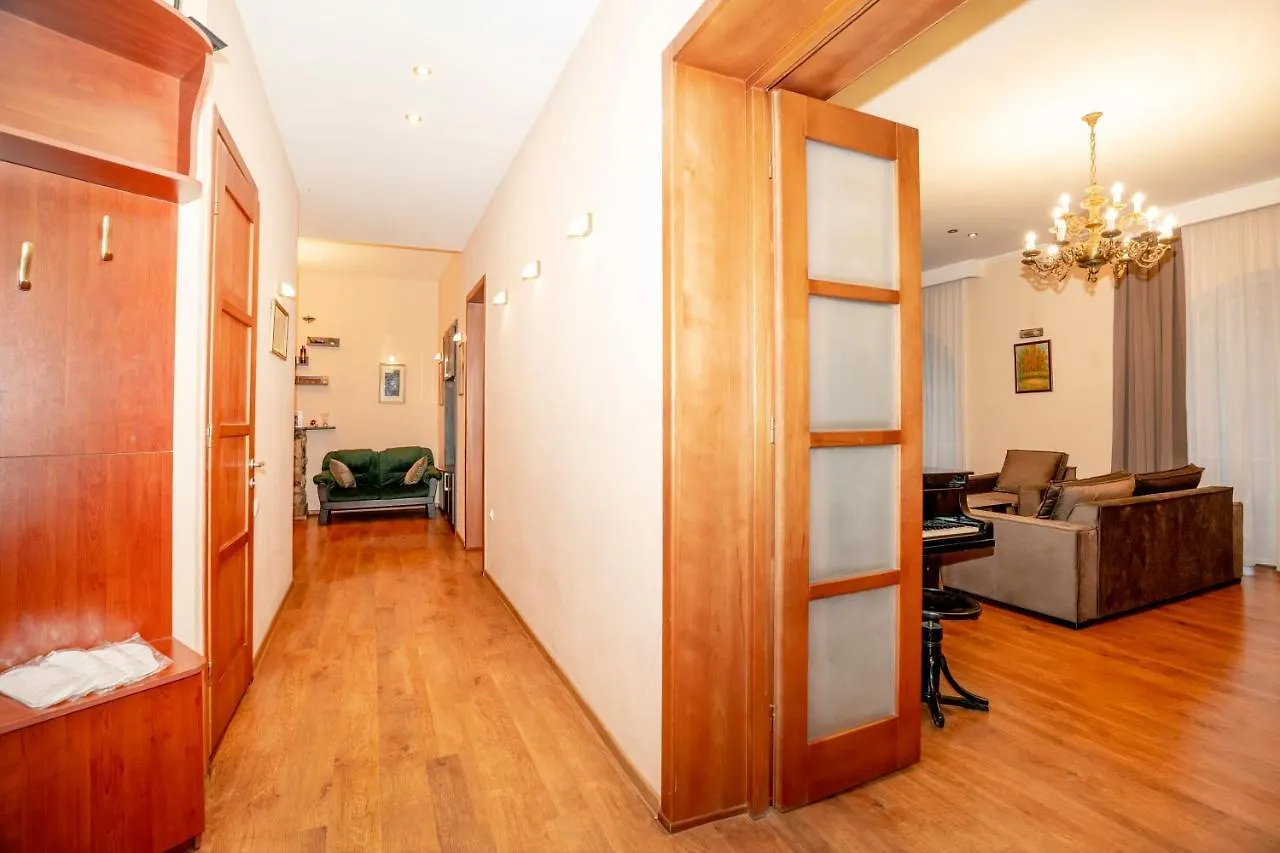Apartment Baratashvili Street Тбилиси